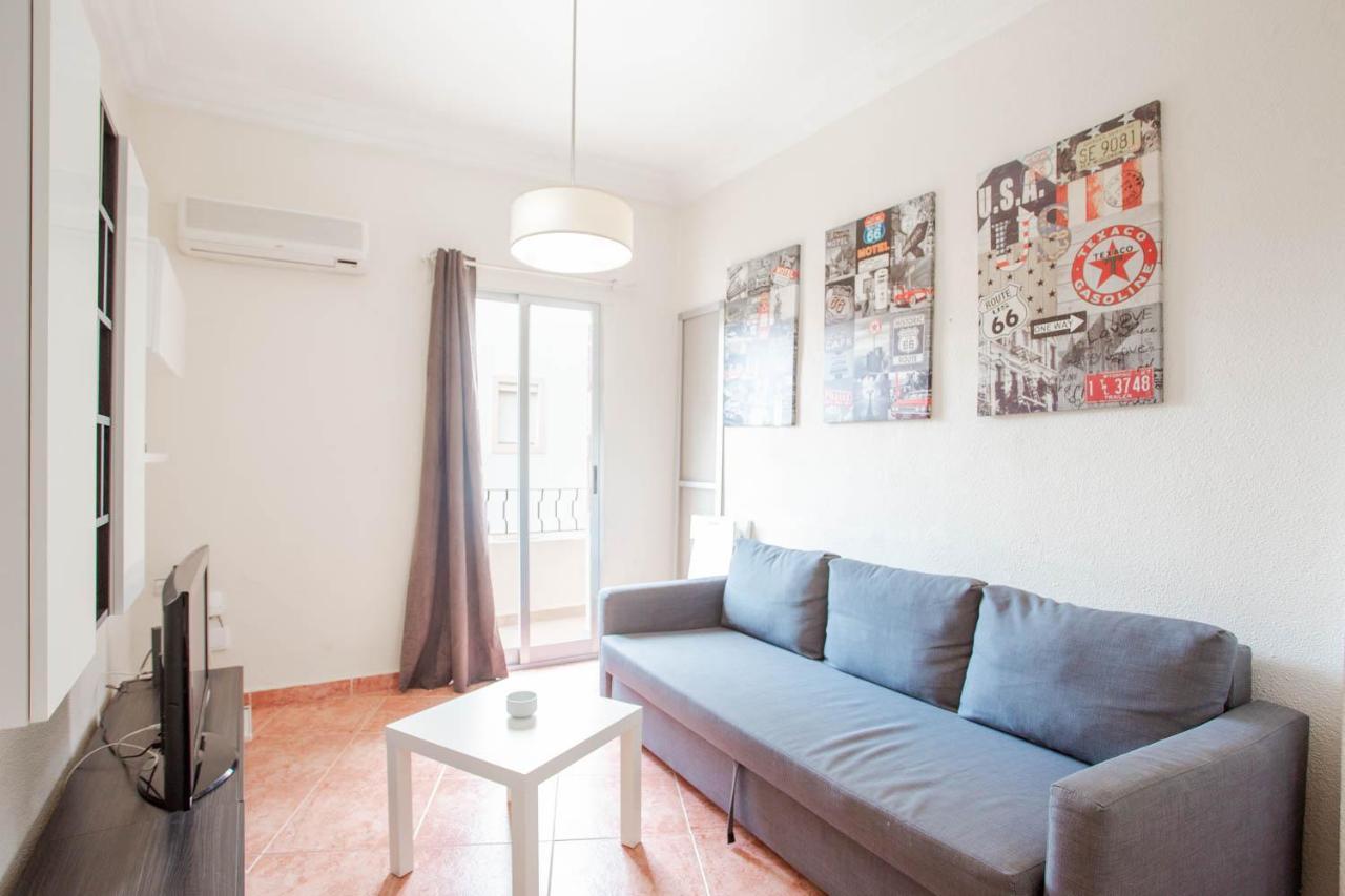 Malvarosa Beach Economy Apartment Valencia Exterior photo