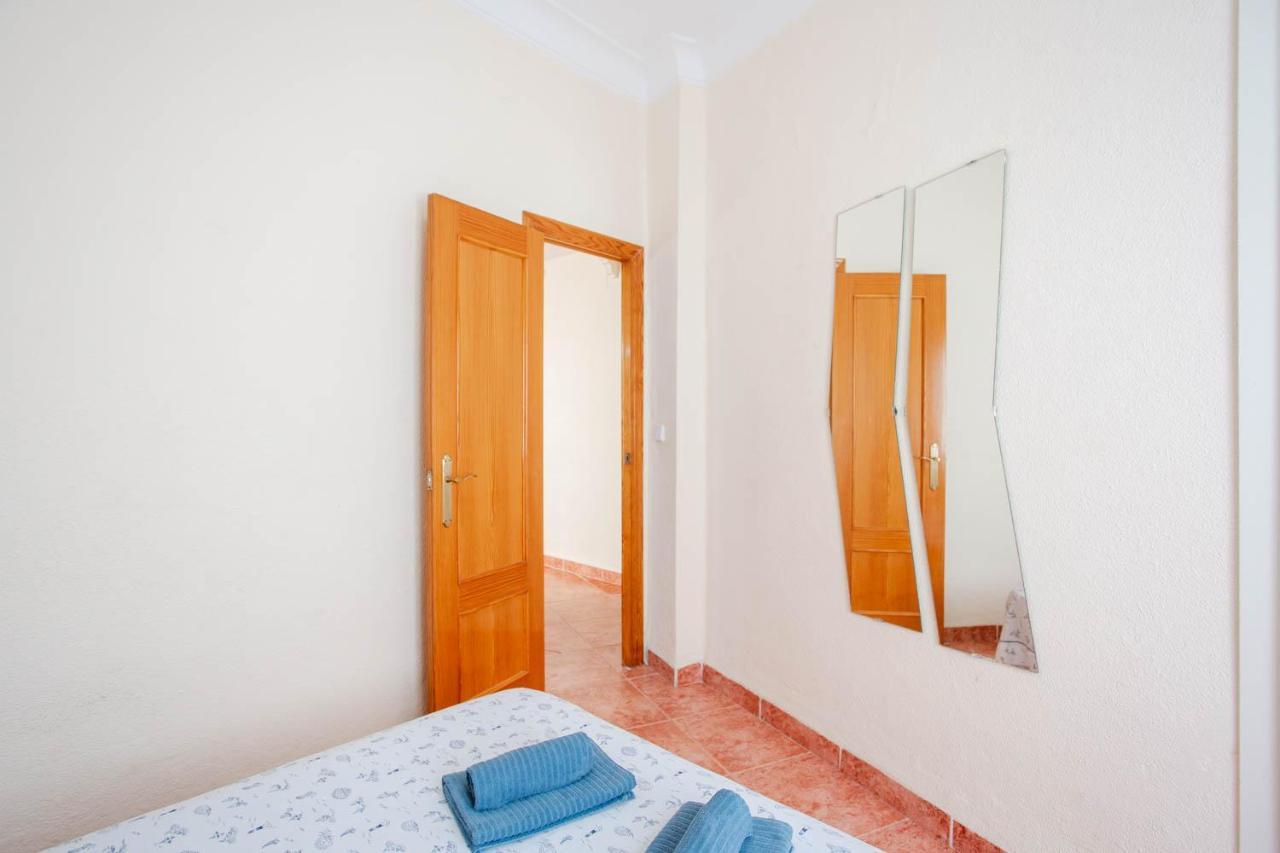 Malvarosa Beach Economy Apartment Valencia Exterior photo